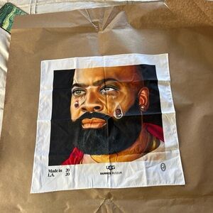 UGG Artistic Portrait Scarf Mr.Wash LA Exclusive Clean Like New 🆕